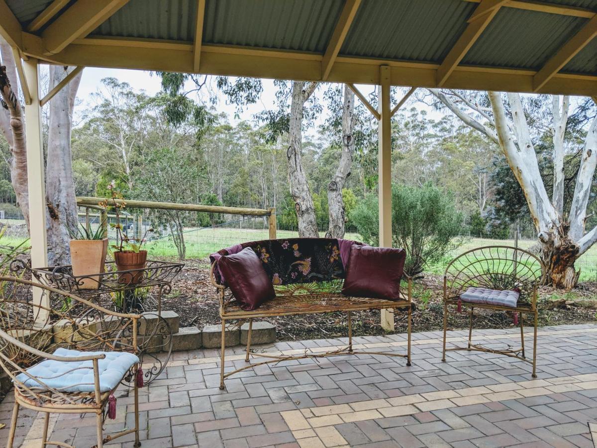 Nicholson Bnb And Arts Centre Bagian luar foto